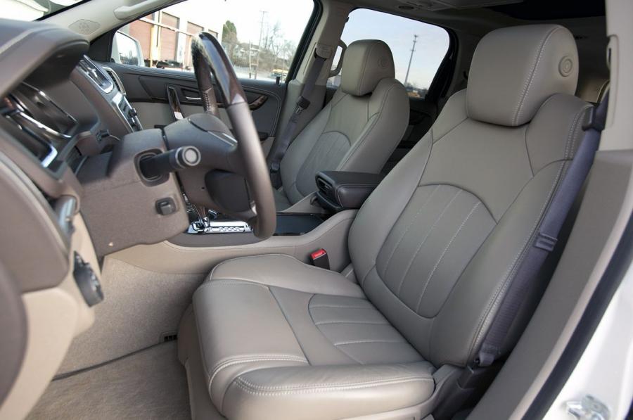  GMC Acadia Denali 2012 года  (фото 42 из 67)